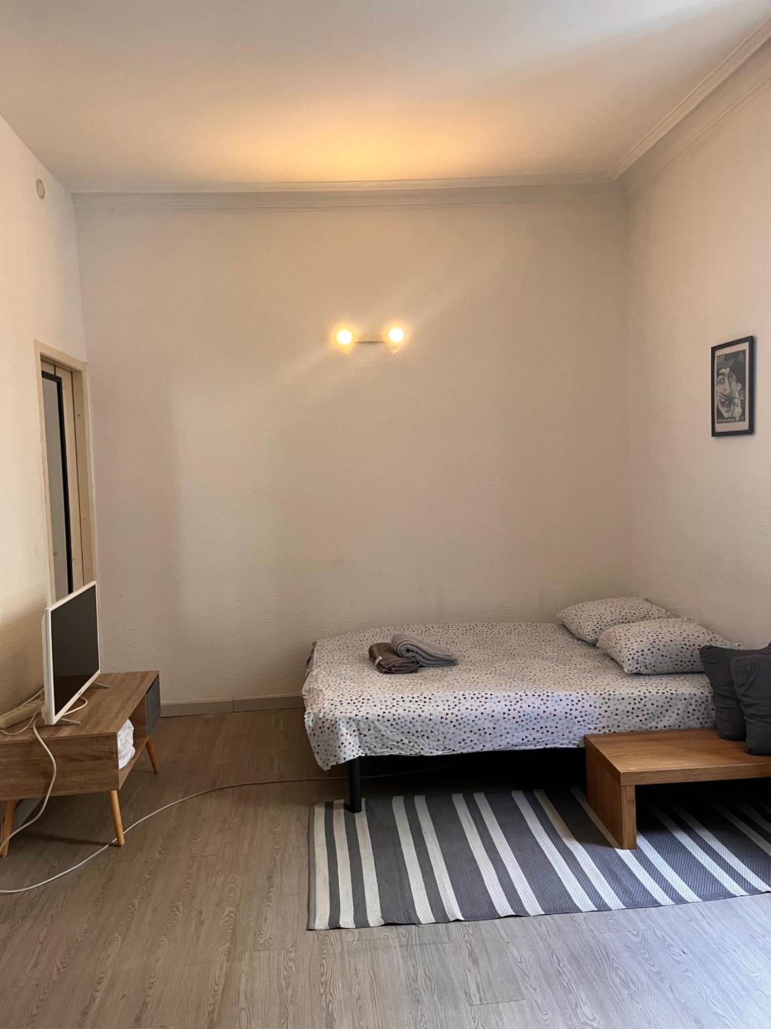 Le Studio Des Carmes Nimes Exterior foto